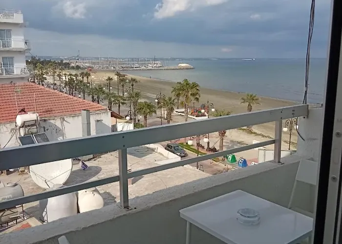 Apartment Lazuli Sea View Beachfront - Ap Finikoudes