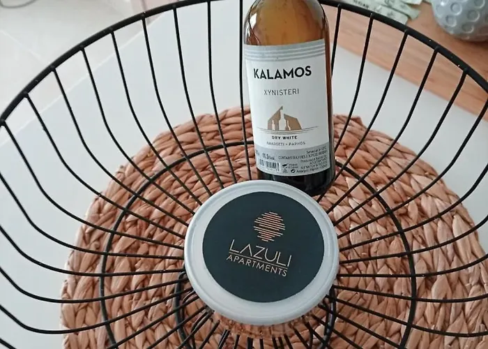 Lazuli Sea View Beachfront - Ap Finikoudes Apartment