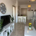 Lazuli Sea View Beachfront - Ap Finikoudes *