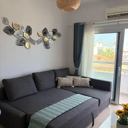 Lazuli Sea View Beachfront - Ap Finikoudes
