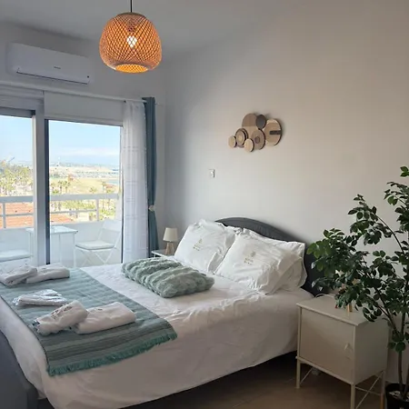 Lazuli Sea View Beachfront - Ap Finikoudes Lejlighed