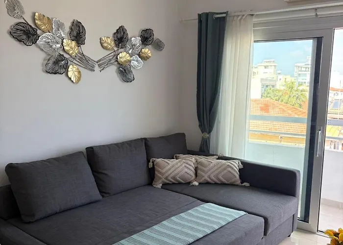 Lazuli Sea View Beachfront - Ap Finikoudes